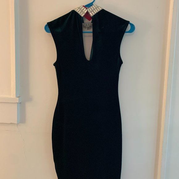 a'gaci Dresses & Skirts - A'Gaci emerald green bodycon mini dress